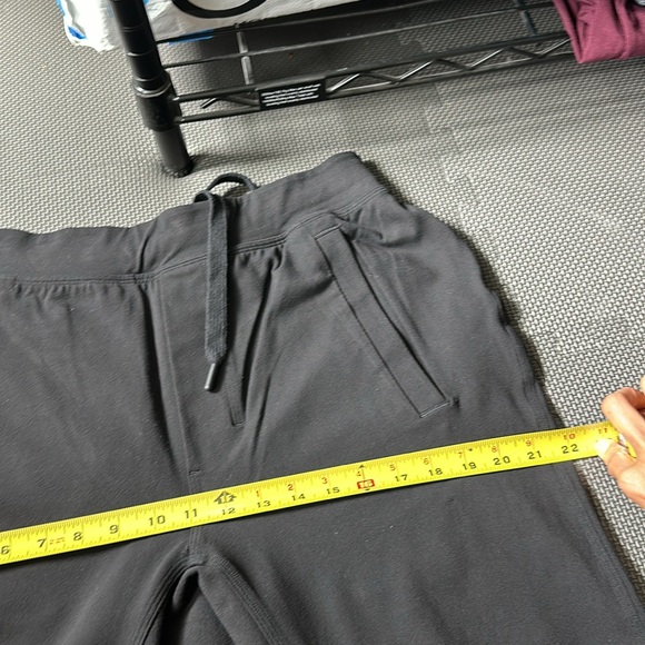 Lululemon men joggers pants size L - Picture 8 of 8